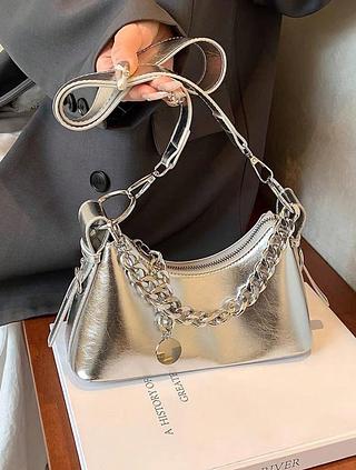 Bolsa Feminina Com Corrente Meio Lua Transversal